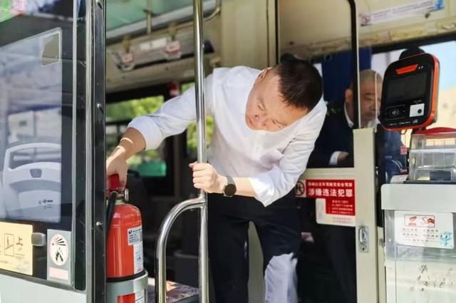 2-2 安全检查.JPG