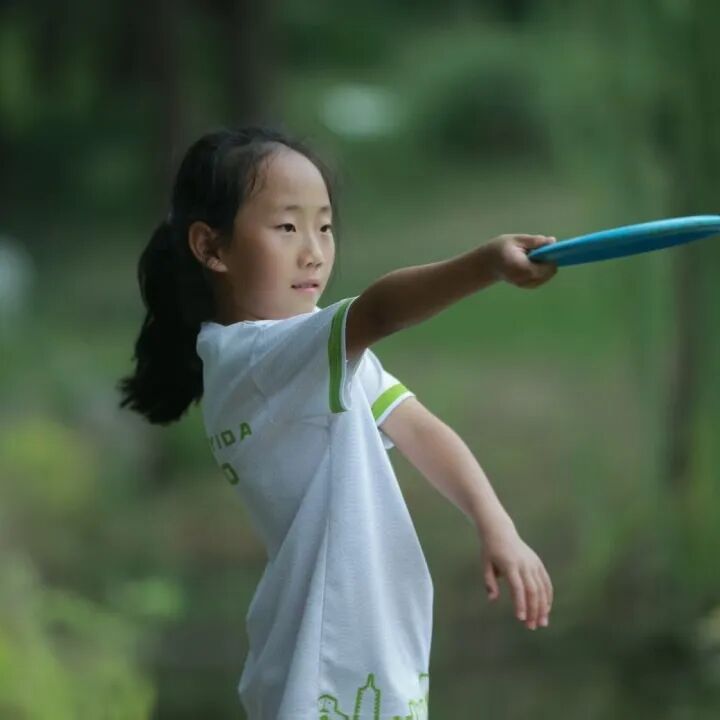 DƬ