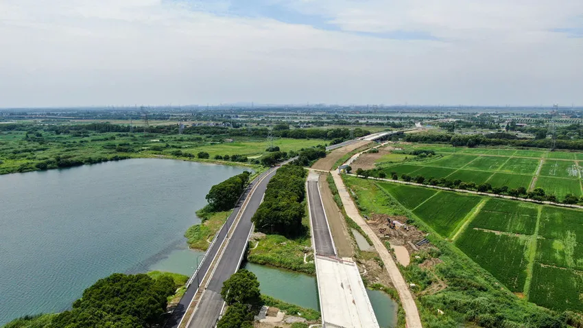 喜讯昆山祖冲之路相石公路新澄路西半幅顺利通车